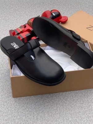 Open shoe